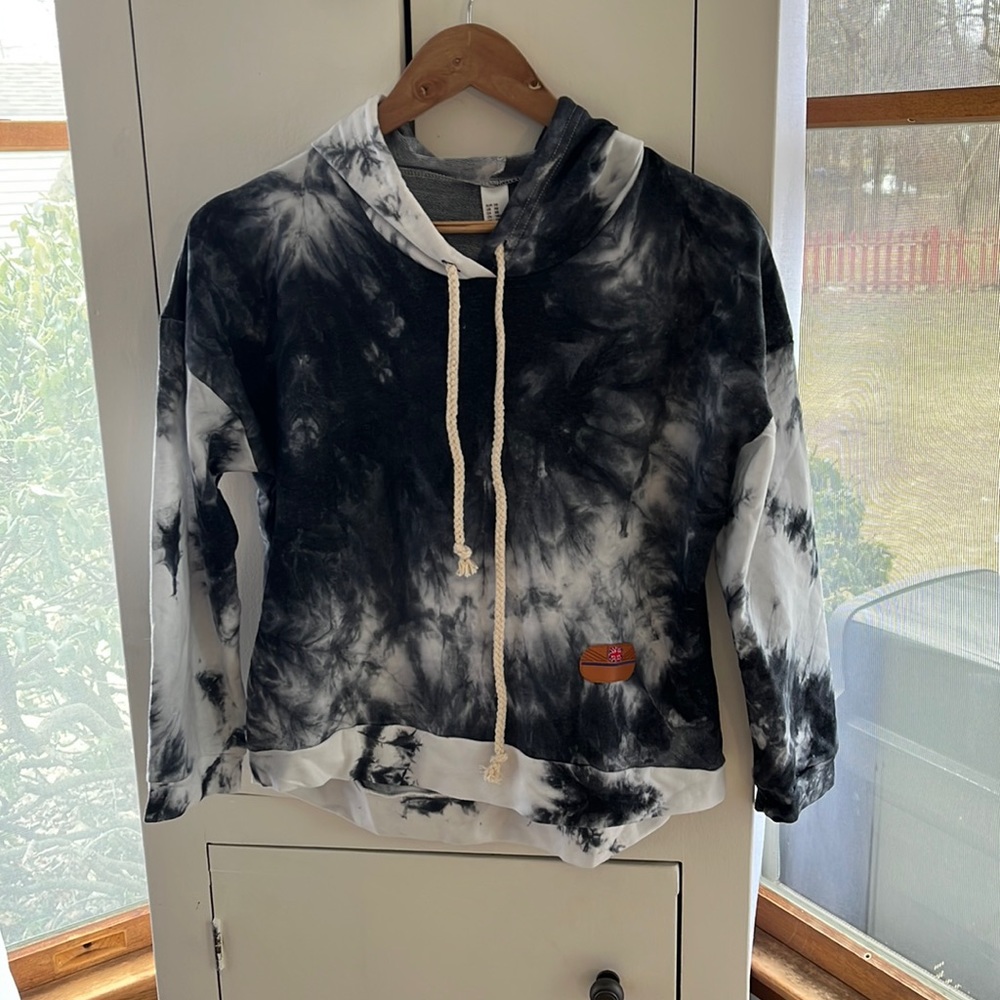 Super cute, extra small no brand sweatshirt off of Amazon.